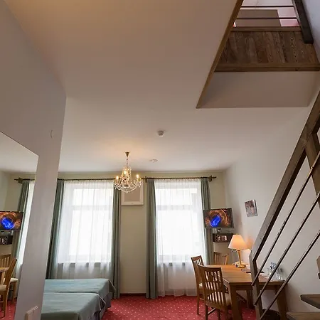 Aparthotel Elofthotel 3*