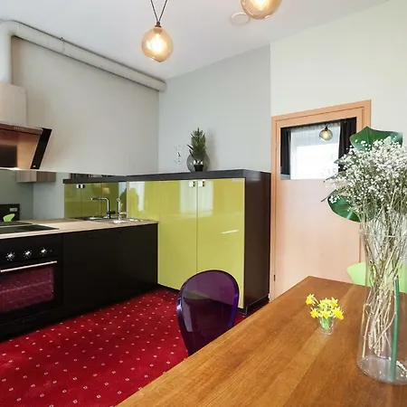 Elofthotel Apart-hotel
