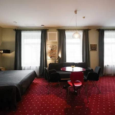 Aparthotel Elofthotel 3*