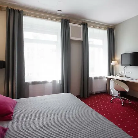 Elofthotel 3*