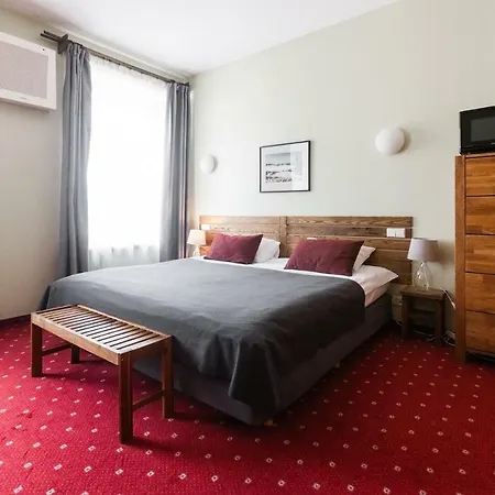 Elofthotel Aparthotel 3*