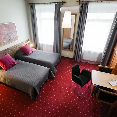 Elofthotel 3*