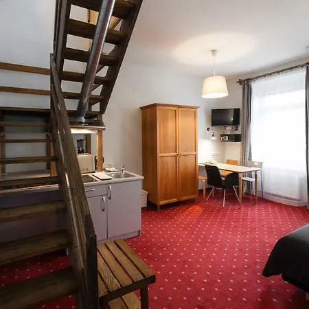 Elofthotel 3*